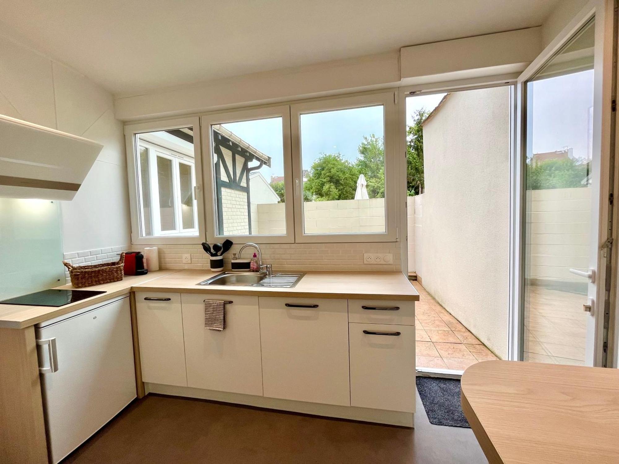 Suite Clovis 2 Reims Buitenkant foto